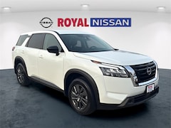 2025 Nissan Pathfinder S SUV
