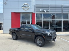 2025 Nissan Frontier SV Truck