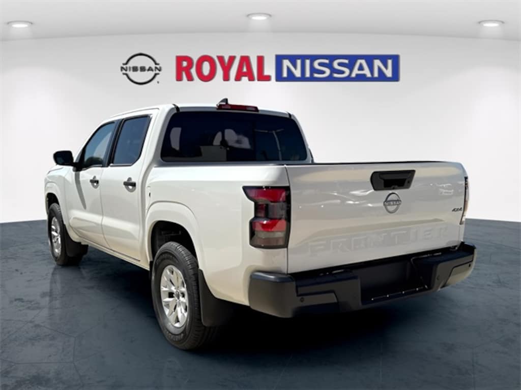 New 2025 Nissan Frontier S Truck
