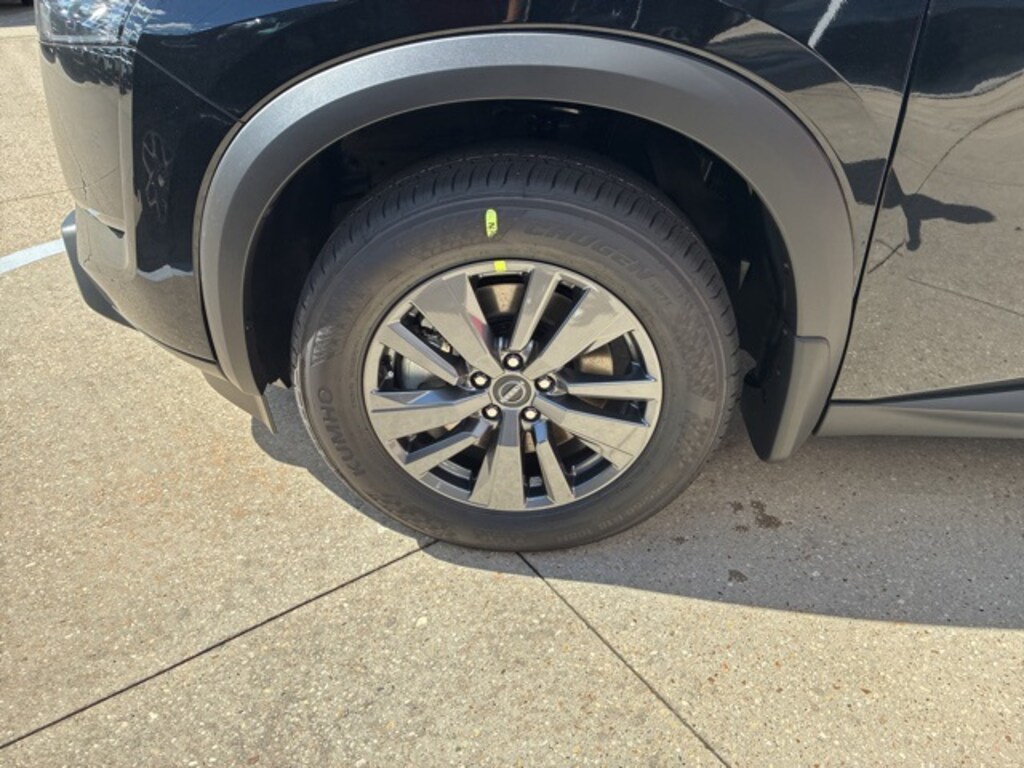 New 2025 Nissan Pathfinder SV SUV