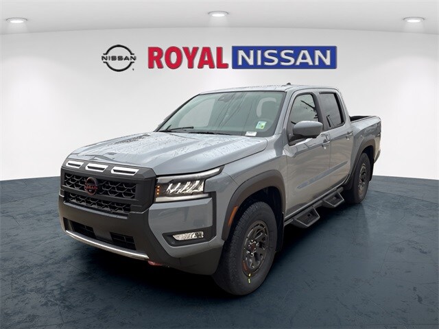 2026 Nissan Frontier PRO-X photo 3