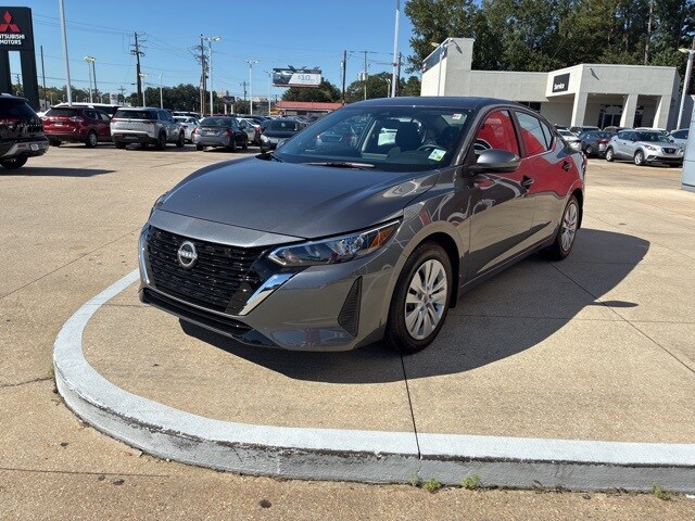 2025 Nissan Sentra S photo 3