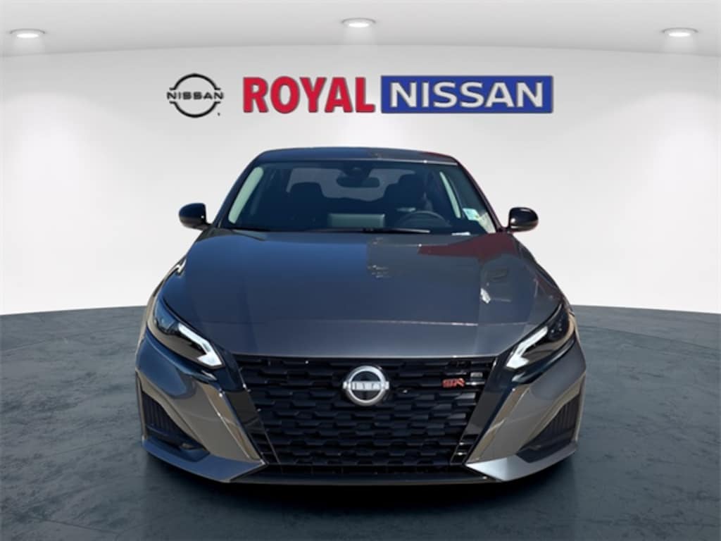 New 2025 Nissan Altima 2.5 SR Sedan