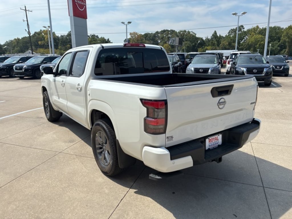 New 2026 Nissan Frontier SV Truck