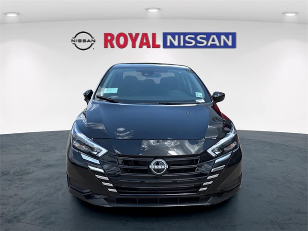 New 2025 Nissan Versa 1.6 SV Sedan