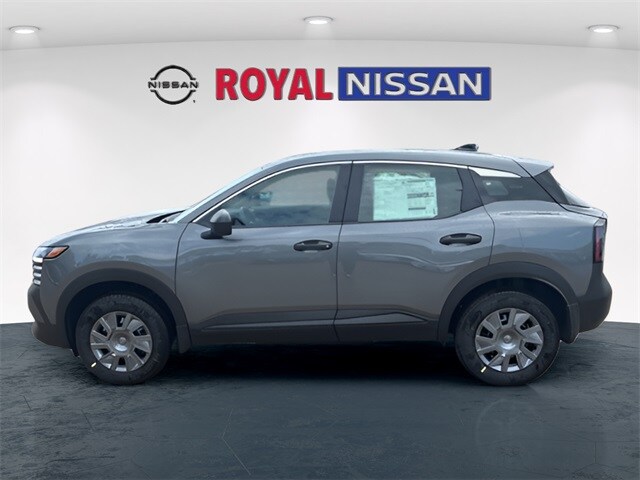 2026 Nissan Kicks S photo 4