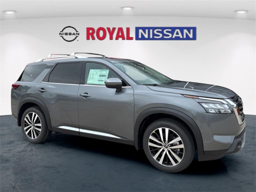 New 2025 Nissan Pathfinder Platinum SUV