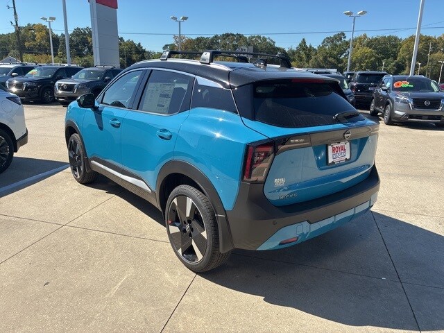 2026 Nissan Kicks SR photo 4