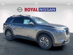 2025 Nissan Pathfinder SV SUV