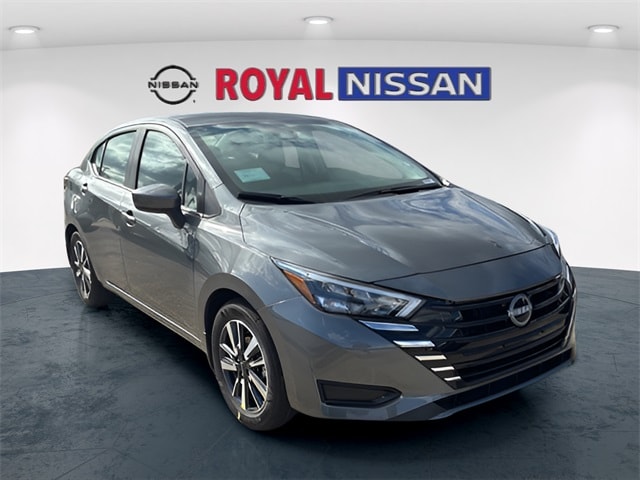 2025 Nissan Versa SV's photo
