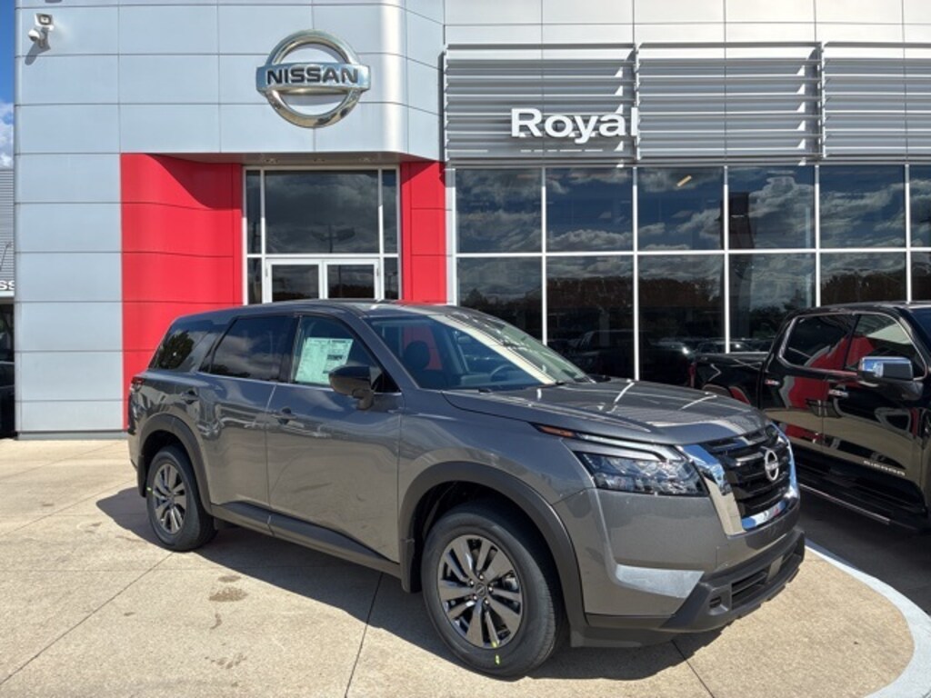 New 2025 Nissan Pathfinder S SUV