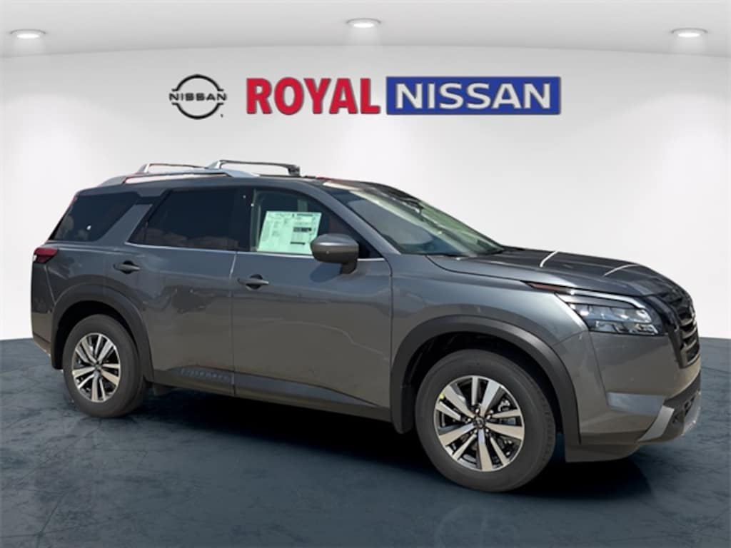 New 2025 Nissan Pathfinder SL SUV