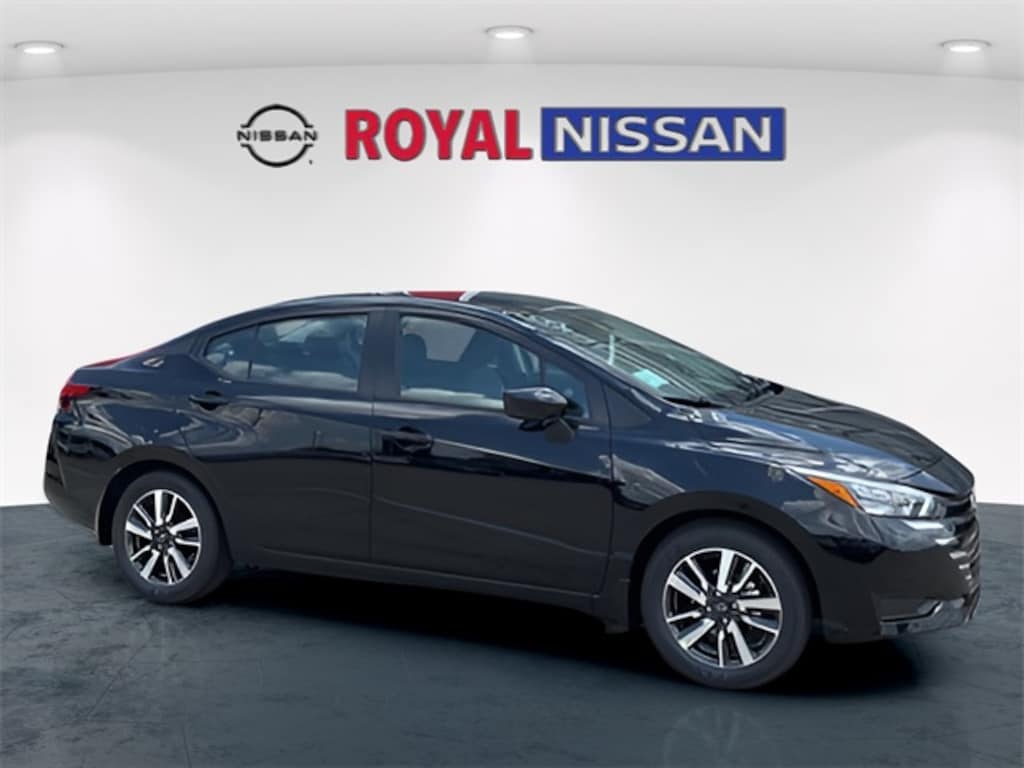 New 2025 Nissan Versa 1.6 SV Sedan