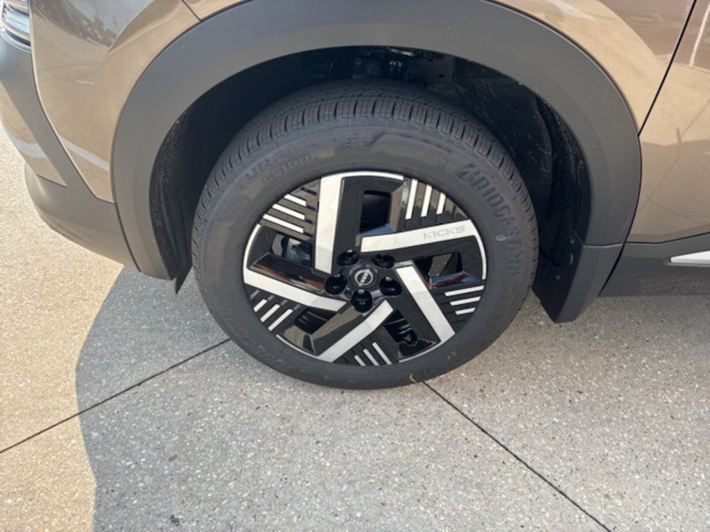 New 2026 Nissan Kicks SV SUV