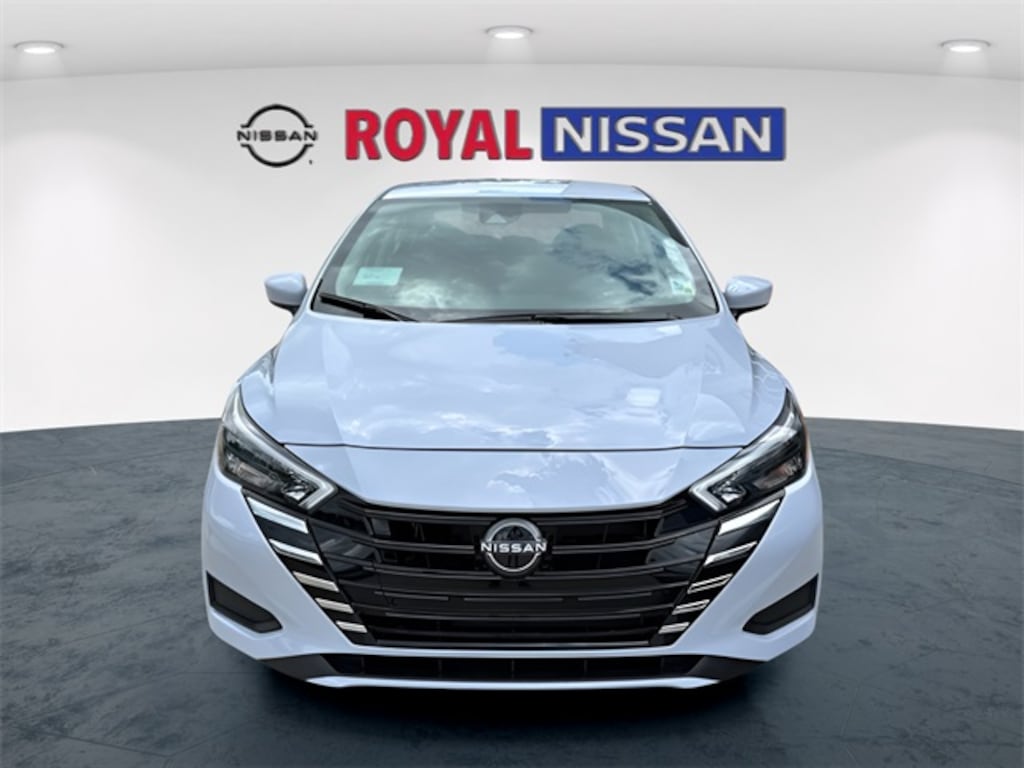 New 2025 Nissan Versa 1.6 SV Sedan