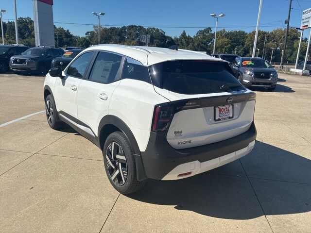 2026 Nissan Kicks SV photo 4