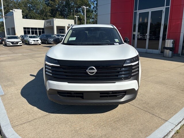 2026 Nissan Kicks SV photo 2