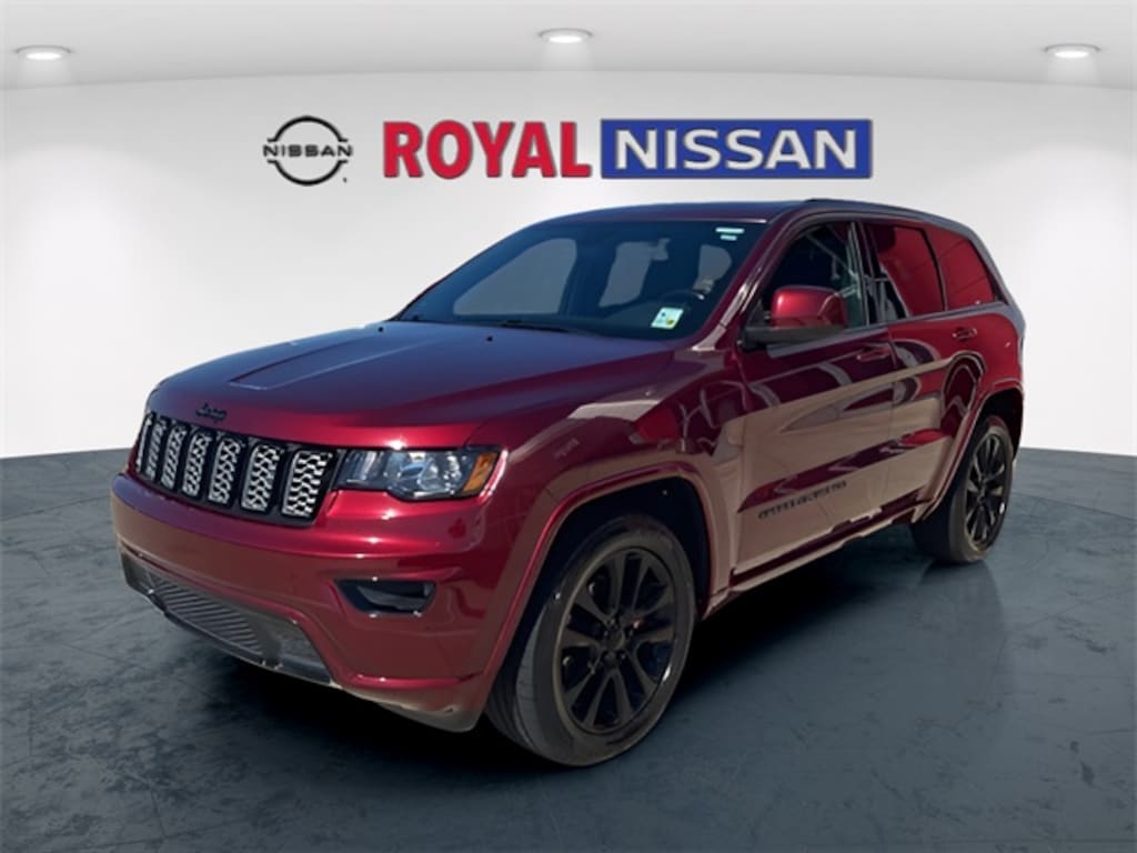 Used 2020 Jeep Grand Cherokee Altitude SUV
