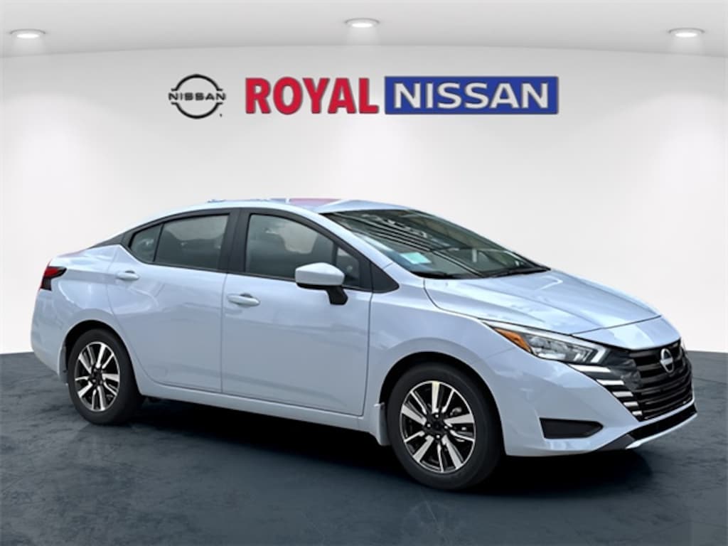 New 2025 Nissan Versa 1.6 SV Sedan