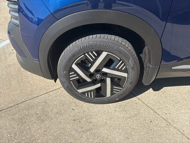 2026 Nissan Kicks SV photo 3