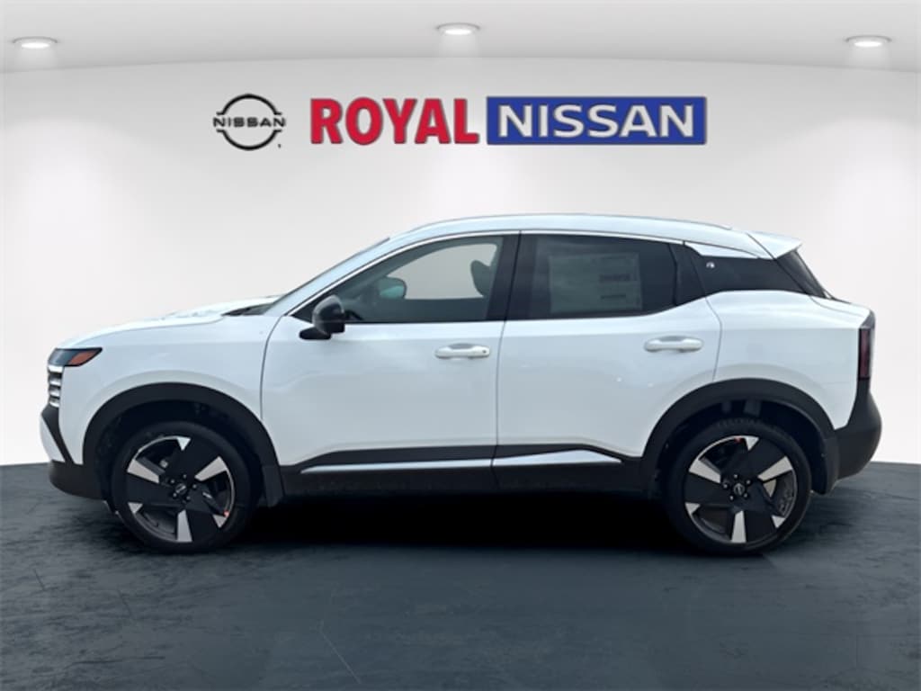 New 2026 Nissan Kicks SR SUV