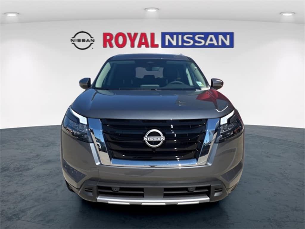 New 2025 Nissan Pathfinder SL SUV