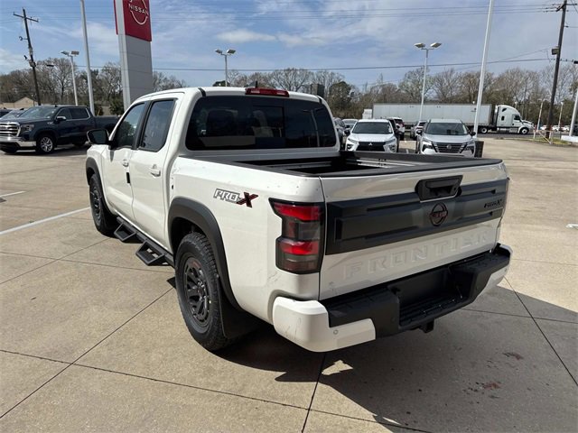 2025 Nissan Frontier PRO-X photo 4