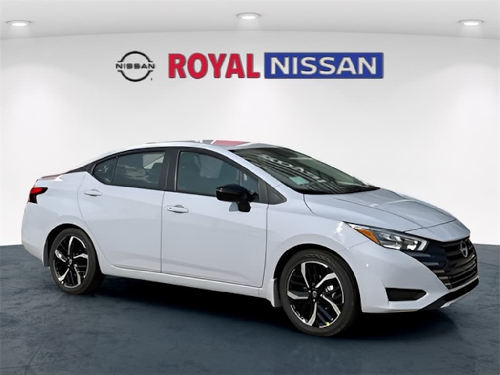 New 2025 Nissan Versa 1.6 SR Sedan