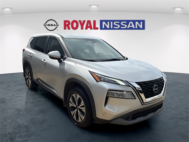 2022 Nissan Rogue SV's photo