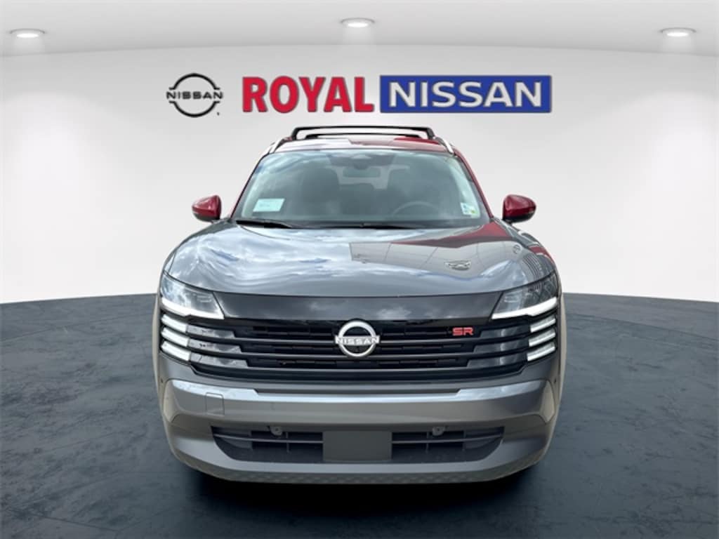 New 2025 Nissan Kicks SR SUV