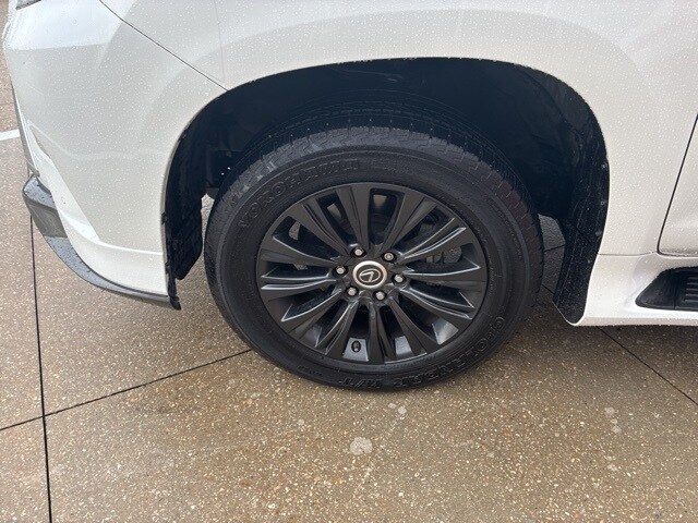 2022 Lexus GX 460 photo 2