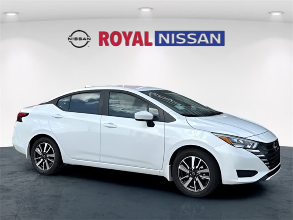 New 2025 Nissan Versa 1.6 SV Sedan