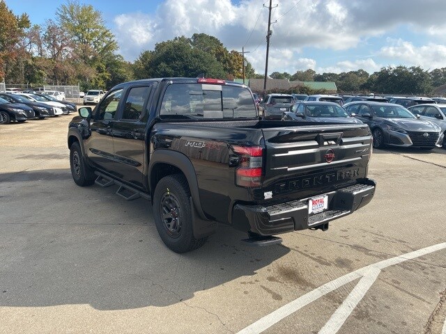 2026 Nissan Frontier PRO-4X photo 4