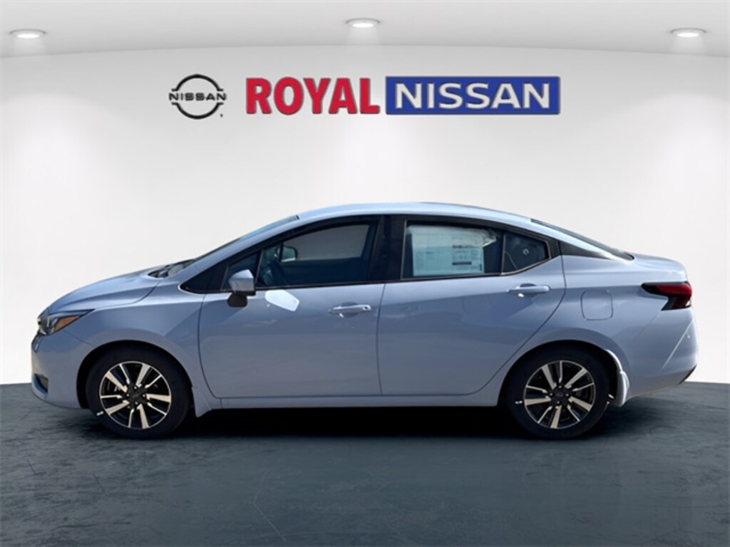 New 2025 Nissan Versa 1.6 SV Sedan