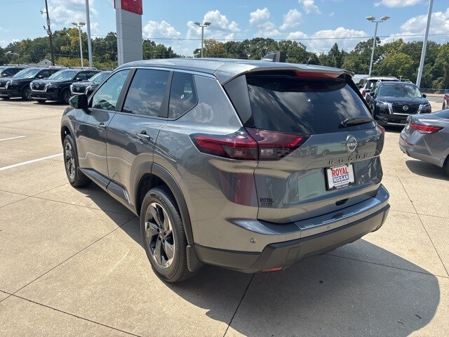 2026 Nissan Rogue SV photo 4