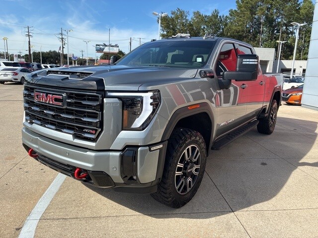 2025 Gmc Sierra 2500 HD AT4 photo 3