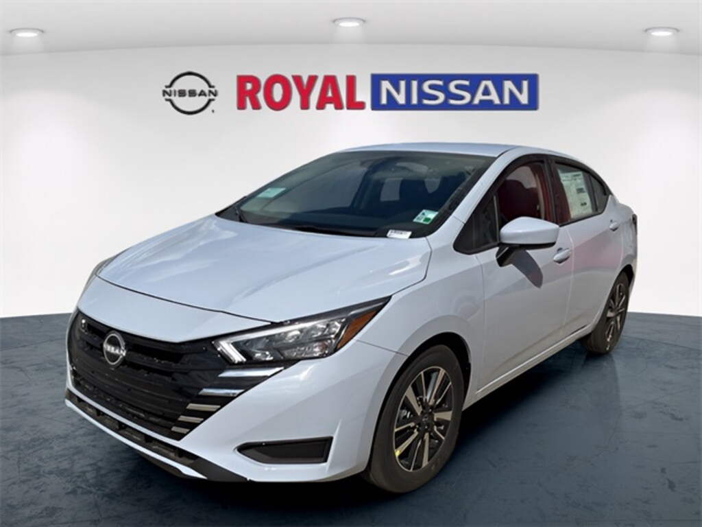 New 2025 Nissan Versa 1.6 SV Sedan