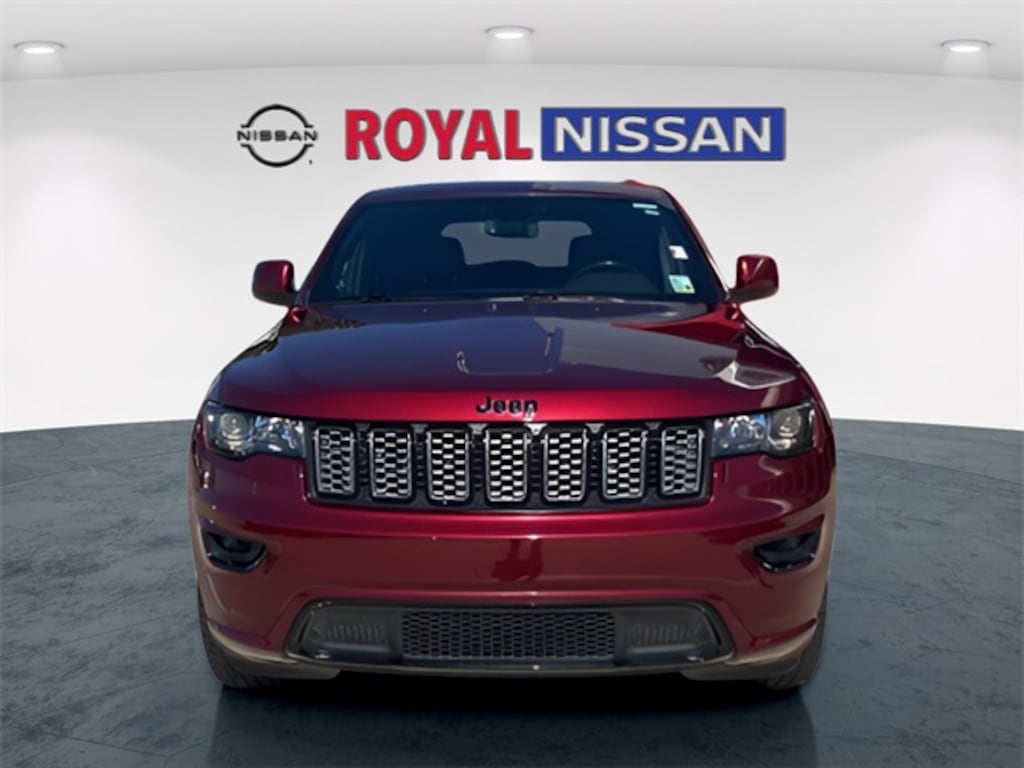 Used 2020 Jeep Grand Cherokee Altitude SUV