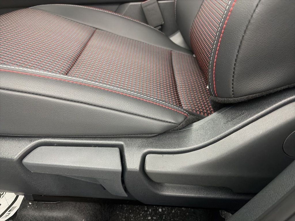 2026 Nissan KICKS SR AWD - Photo 32