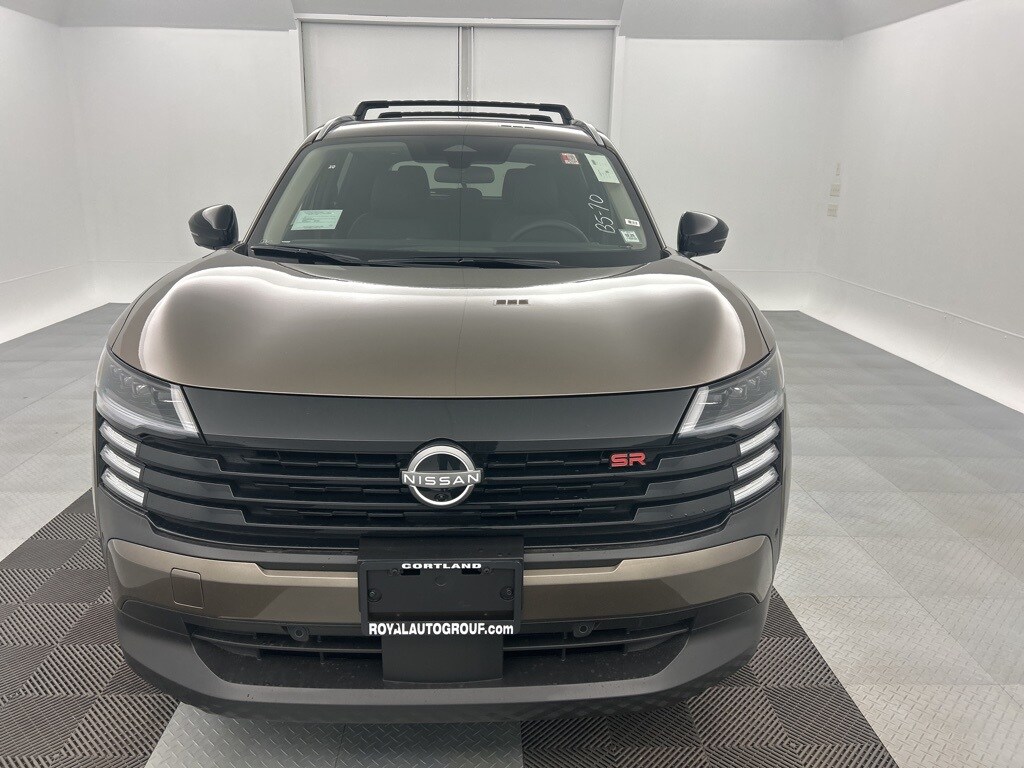 New 2026 Nissan Kicks SR SUV