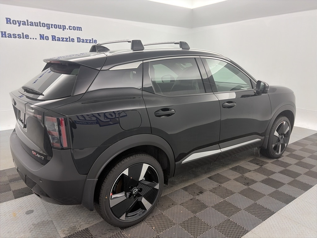 New 2026 Nissan Kicks SR SUV