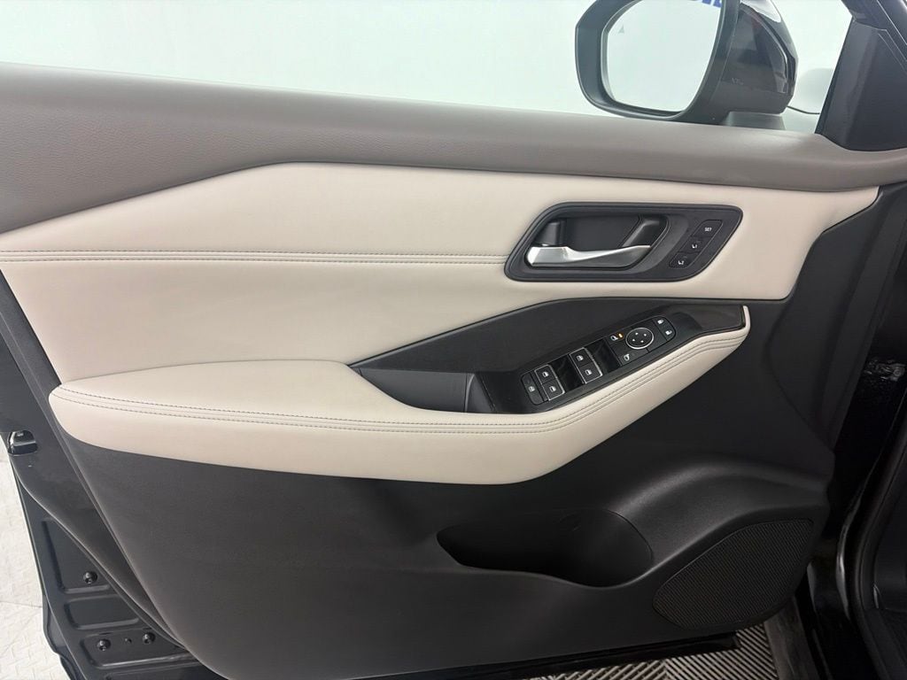 2023 Nissan Rogue SL - Photo 10