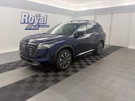 2026 Nissan Pathfinder Platinum SUV