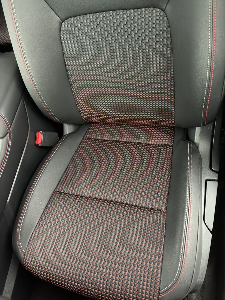 2026 Nissan KICKS SR AWD - Photo 14