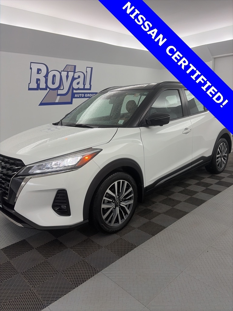 2023 Nissan Kicks SR