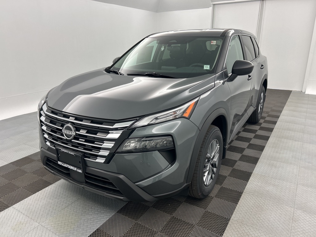 2026 Nissan Rogue S's photo