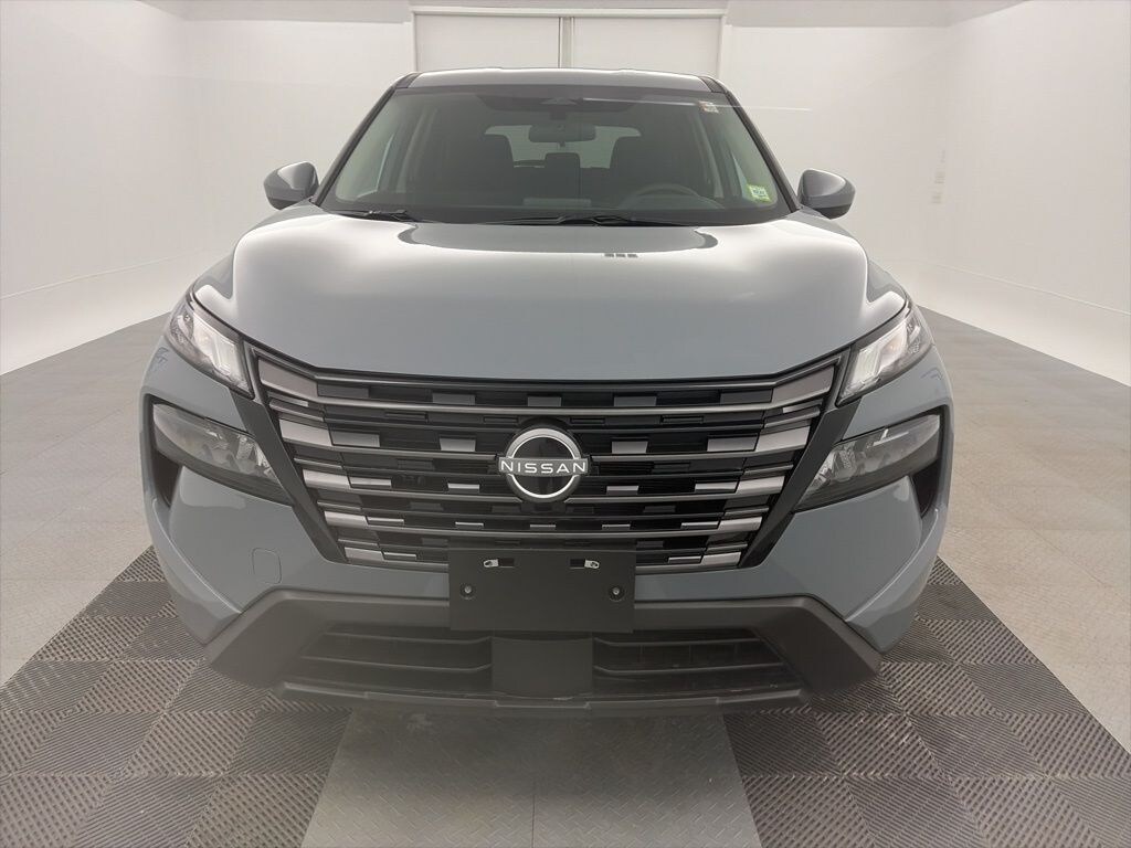 New 2026 Nissan Rogue SV SUV