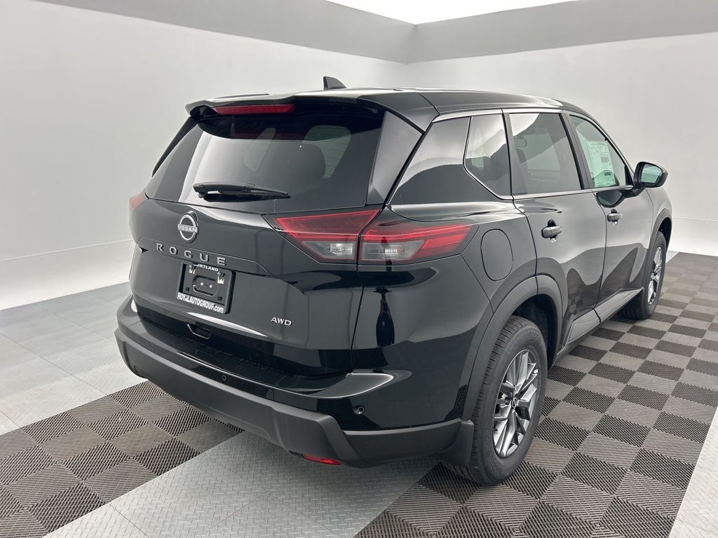 2026 Nissan Rogue S - Photo 6