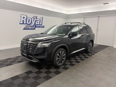 2026 Nissan Pathfinder Platinum SUV