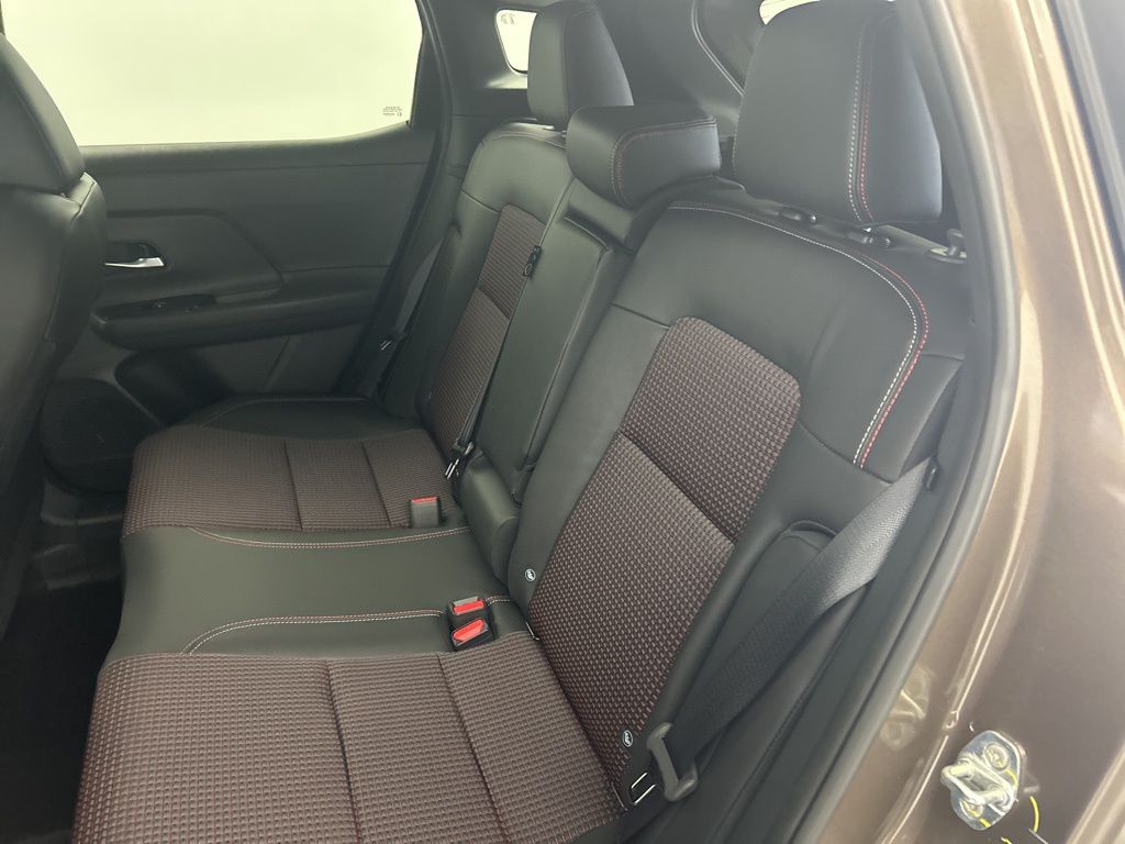 2026 Nissan KICKS SR AWD - Photo 10